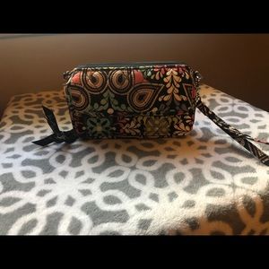 Vera Bradley wristlet 24 hr sale 3/10